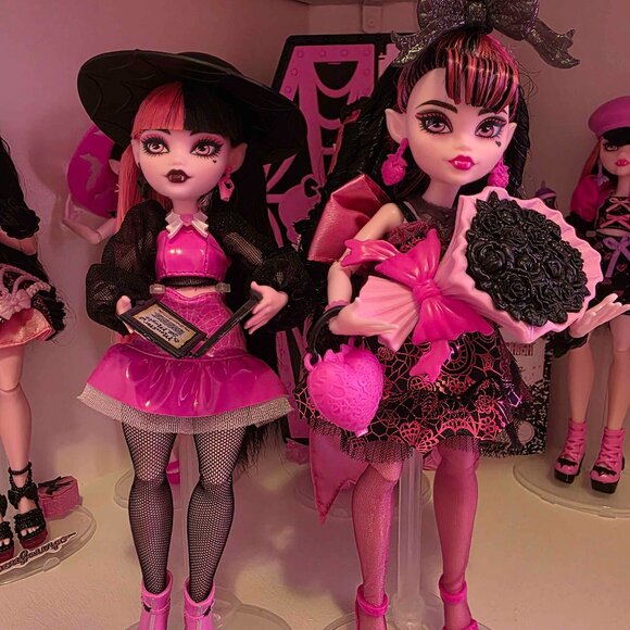 5 Monster High Doll Lot  - Draculaura Lot - Picture 1 of 3